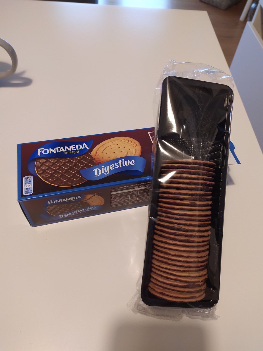 adrixangulo's tweet photo. @MDLZ vamos hombre... meted más galletas o ahorrad en plástico... #cutres #vamosaserserios https://t.co/AcbAQLLTqH