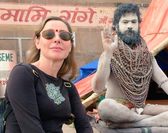 Voice_For_India's tweet photo. My entry for #SanghiTwitter I am a Proud Sanghi, I hold it in my heart with the utmost respect, pride &amp; honor. Proud Sanghi &amp; Bhakt. HIndustan Zindabad..! #ForeignSanghi #SanghiWoman https://t.co/Lg1IzRErGU