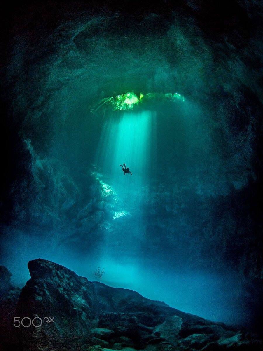 visitingmexico's tweet photo. Cenote El Pit, Tulum, Quintana Roo 💦 https://t.co/H1bmAtPiZA
