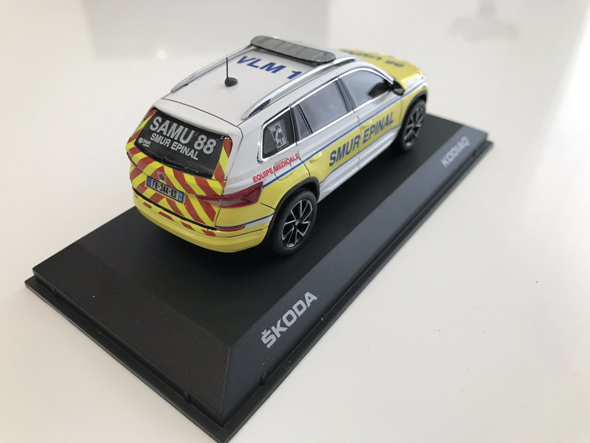 Miniasmur's tweet photo. Quoi de mieux qu’un tour dans les Vosges pour changer d’air ? Du moins lorsque le confinement sera terminé..😎
En attendant voici le dernier VML du SMUR d’Epinal sur la base d’un Skoda Kodiaq !
@FXMoronval
#chepinal #samu88 #smur #epinal #samu #vosges #kodiaq https://t.co/gQ8vlmgHuu