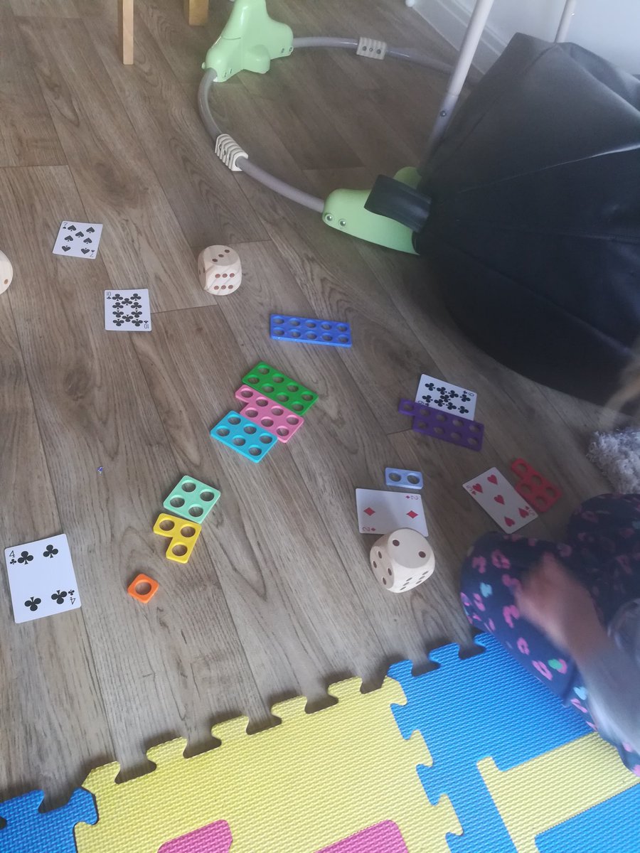 Sarah_Shanks_'s tweet photo. Today I got E to order the Numicon pieces. She then matched them with other representations of the numeral and ordered these in a sequence. #NumiconFun #Matching https://t.co/kRiH3AzuT7