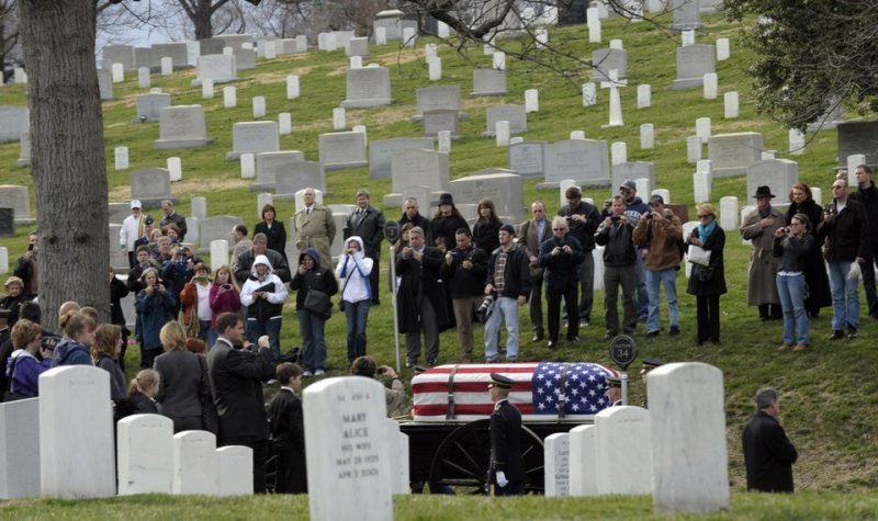 DerekWadeWeller's tweet image. Frank Buckles, the last soldier to fight in WW1 dies at 110.  RIP brother!  #military #veterans #patriot #POW #MIA #KIA @RealDeanCain @GarySinise @Dakota_Meyer 🇺🇸🇺🇸🇺🇸