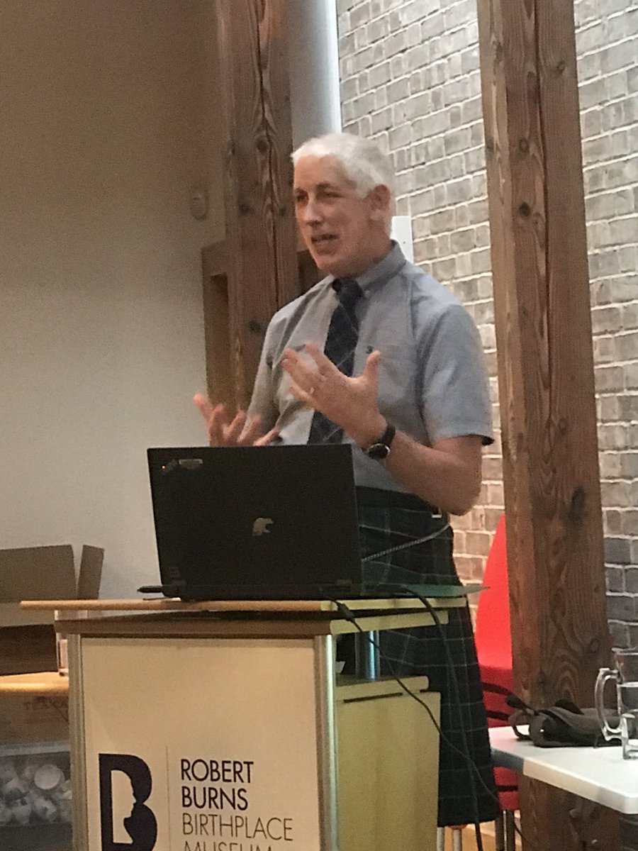 kilted_guide's tweet photo. The #kiltedguide giving a talk on #robertburns at the #burnsbirthplacemuseum #nyctartanweek #nyctw #stgaguides https://t.co/ESpQc49pGi
