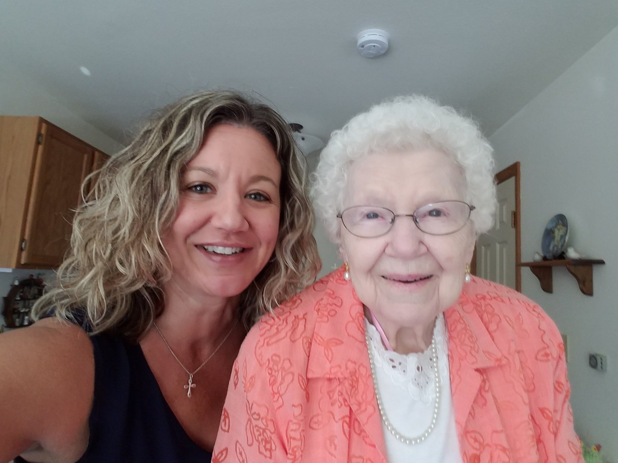 Amy Lawrence on Twitter: "Happy 98th Birthday to my incredible Grammy  Helen! Sweet and kind, funny and friendly, tough and strong-she's  everything I aspire to be. I am so blessed to have