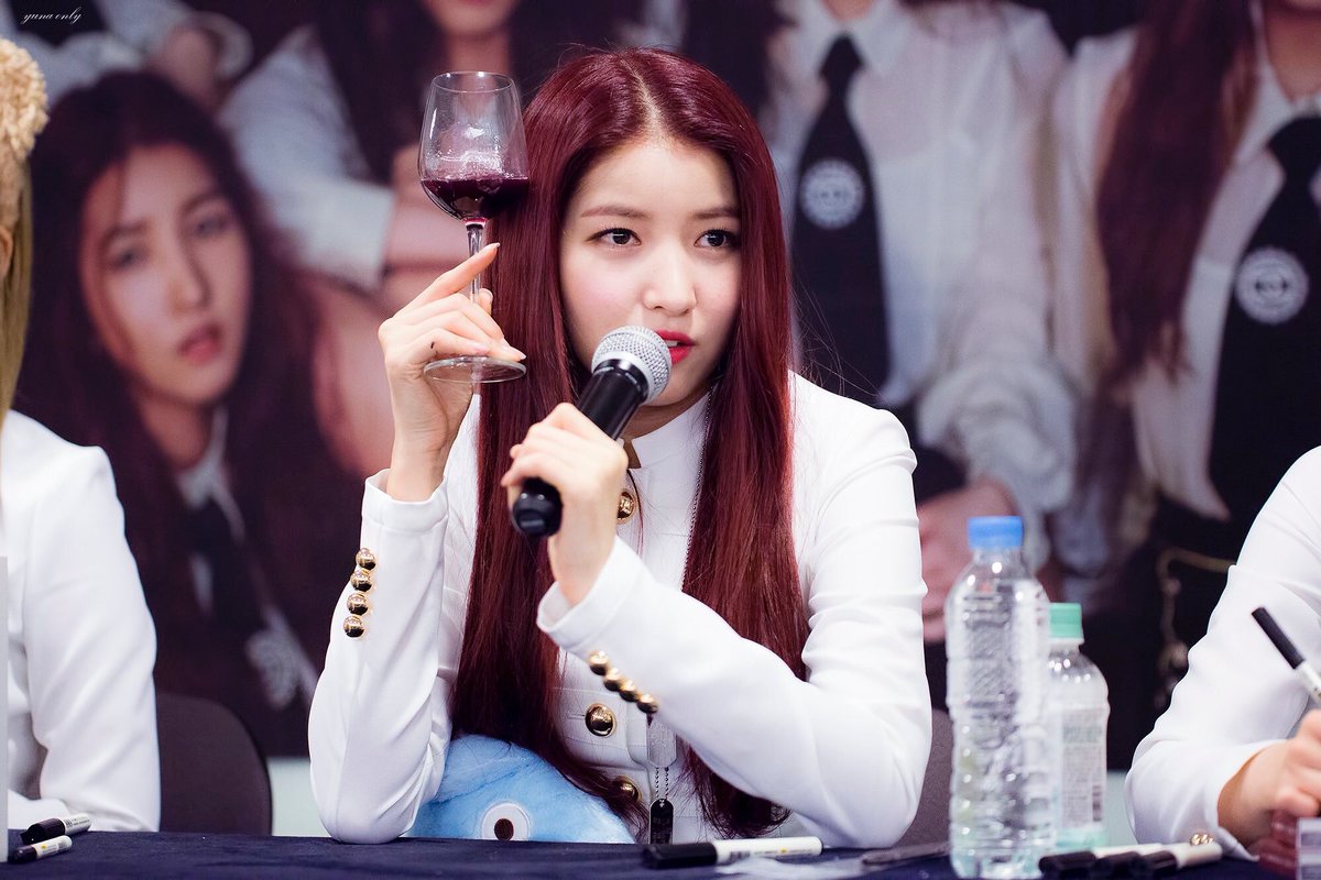 get drunk with my new semplici hommies  [ Some tweets may or may not related to GFRIEND Sowon. ]