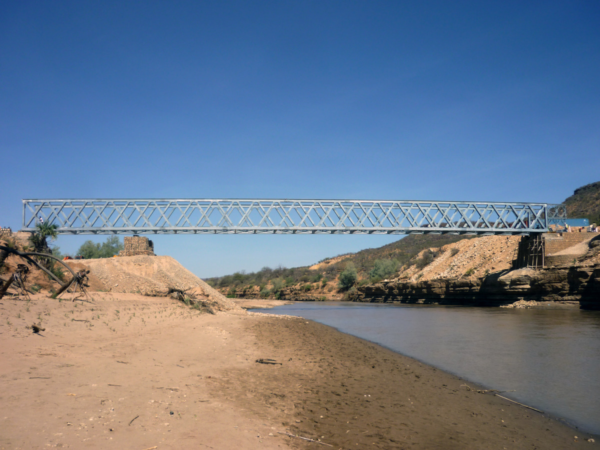 Ce #pont isostatique a été installé par lançage dans la ville de Geeldoch en #Ethiopie en 2016