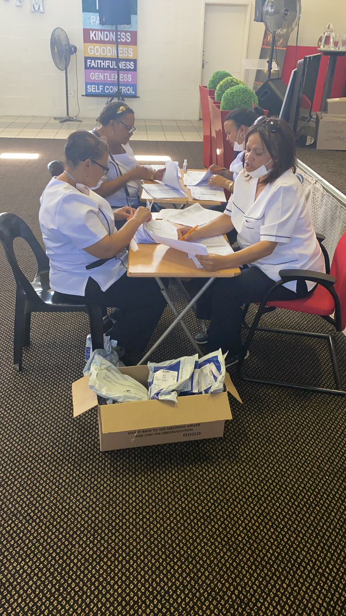 biastef1's tweet photo. OTSM  doing our part as #Essentialservice by hand delivering all chronic medication on foot. Items urgently needed, #handsanitizer hand, mask, bags and gloves   #COVID19SouthAfrica  #donations #support  #prespex  #Covid19  #frontrunners #NPO # @nomafrench @DrZweliMkhize @SANCOWC https://t.co/K3uyBJspW9