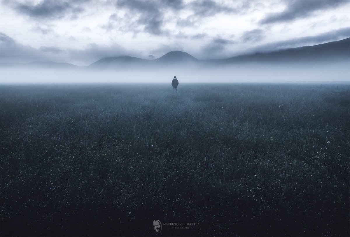 SaraDiCamillo1's tweet photo. Alone in the fog.
#rightnow #asistand #castelluccio #fog #landscapephotography #fotografiapaesaggisticaitaliana #italiangirl #fineartphotography #mountains #Borghi #drama #mood #portraitphotography #6aprile #Waitingfor #twb #umbria #myquarantine #6aprile #Rifarei https://t.co/ucsW8NHav6