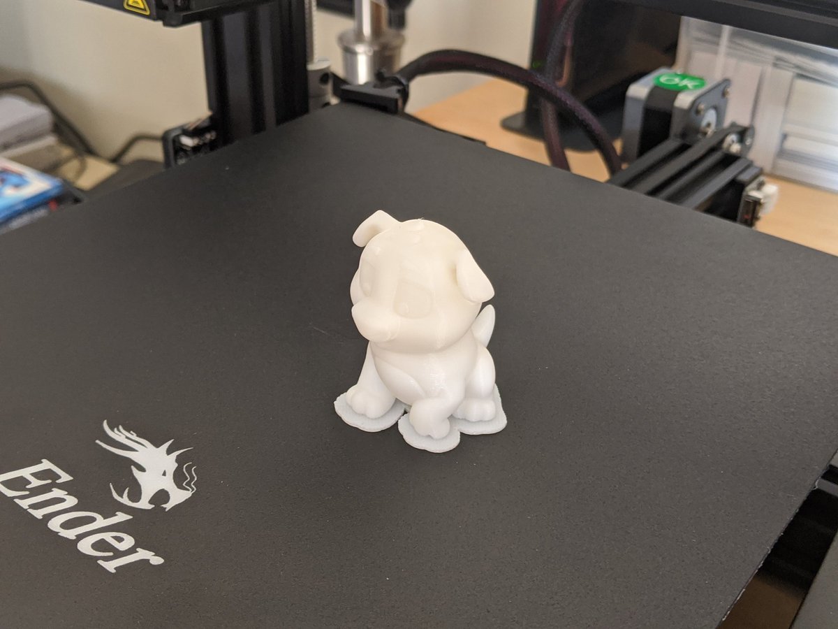 keithAtPlay's tweet photo. First test print went a LOT better than expected. Time to step it up to test run of face shields. #COVIDー19 #ClevelandBuilt https://t.co/638DFQvifM