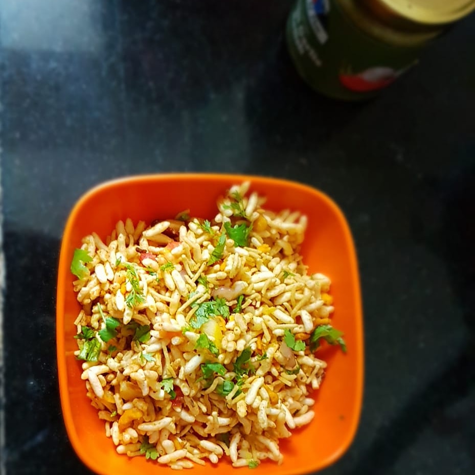 PepPure's tweet photo. Quarantine recipe: Chilli garlic bhel!
Add chilli garlic relish to your normal bhel to give it an awesome spicy twist!
#makeeverydayinteresting #bhelpuri #spicy #quarantinerecipes #pepnpurespreads #chilligarlic https://t.co/EIXmugPUDY