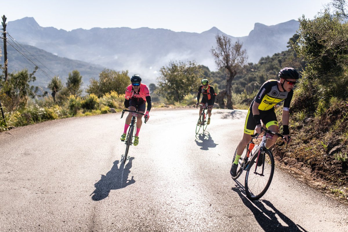 arrivocycling's tweet photo. “Nothing compares to the simple pleasure of riding a bike” 🤘– John F Kennedy.
Who is looking forward for this moment? 🙋‍♂️

"Nada se compara con el simple placer de ir en bicicleta" 🤘-John F Kennedy.
Quién está deseando este momento? 🙋
#stayhome #mequedoencasa #bike https://t.co/ZqUsUyGV6E
