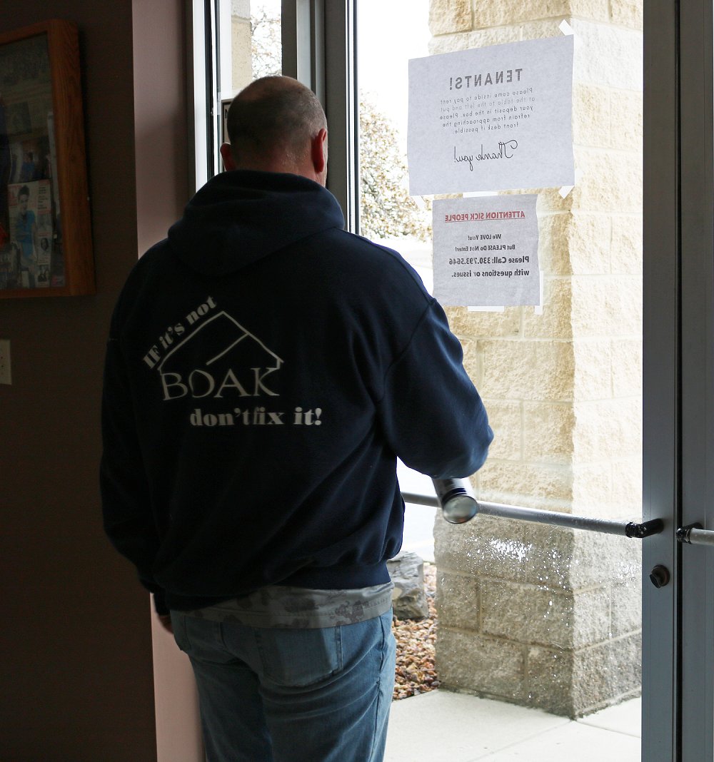 boakandsons's tweet photo. We can't thank everyone enough for the support and kind words we've received during this time! Here's a full update on how COVID-19 continues to affect Boak & Sons. #IfItsNotBoak #TogetherOhio
https://t.co/QJWXGPdwM6 https://t.co/GQcRuNFJBk