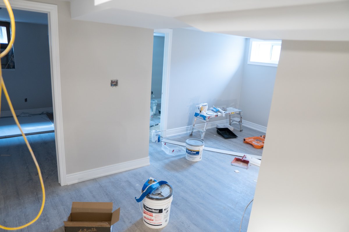ContractingJack's tweet photo. Morning folks , hope you had a good weekend. On Friday we made the rounds to check in on our St.Catharines jobs and things are looking good. We'll start over at Sullivan.

#renovation #paint #basementsuite #duplex #generalContractor #StCatharines #Ontario #Niagara https://t.co/vkDhgPkWb9