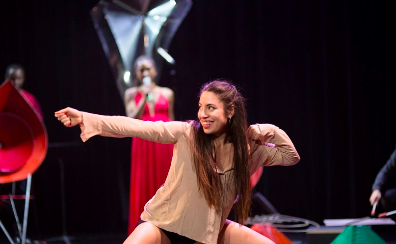 SSB_org's tweet image. Voici le teaser du spectacle Façon(s) d'aimer du groupe hiphop Libre Style, avec les Structures Sonores Baschet  bit.ly/2wTBMlL