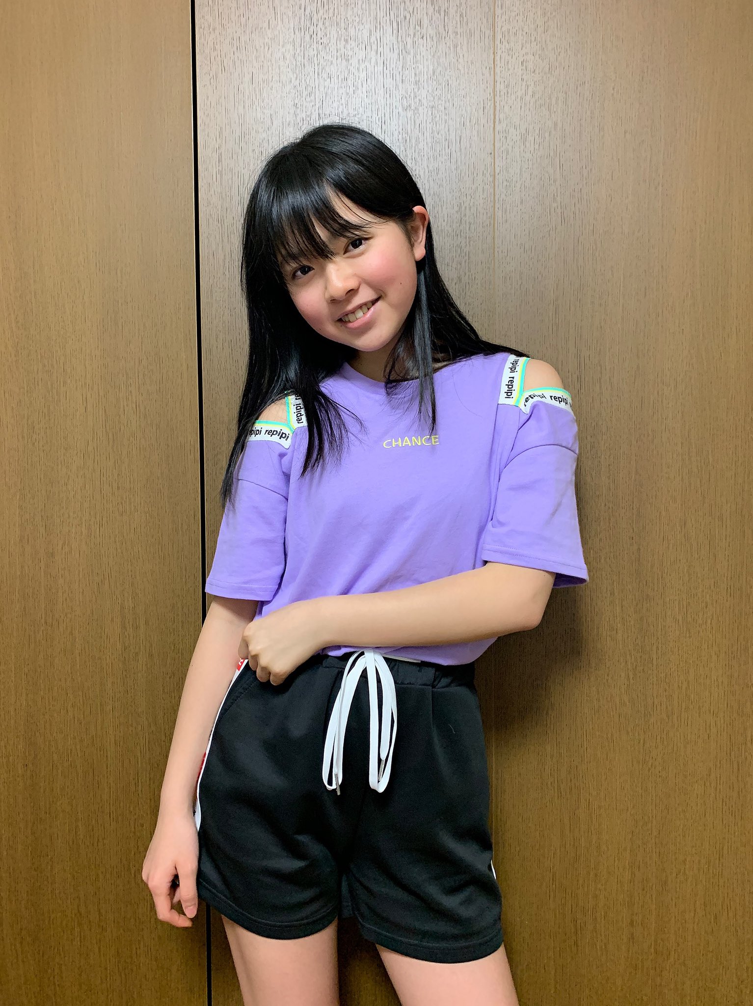 ホットパンツ　ロリ  / X