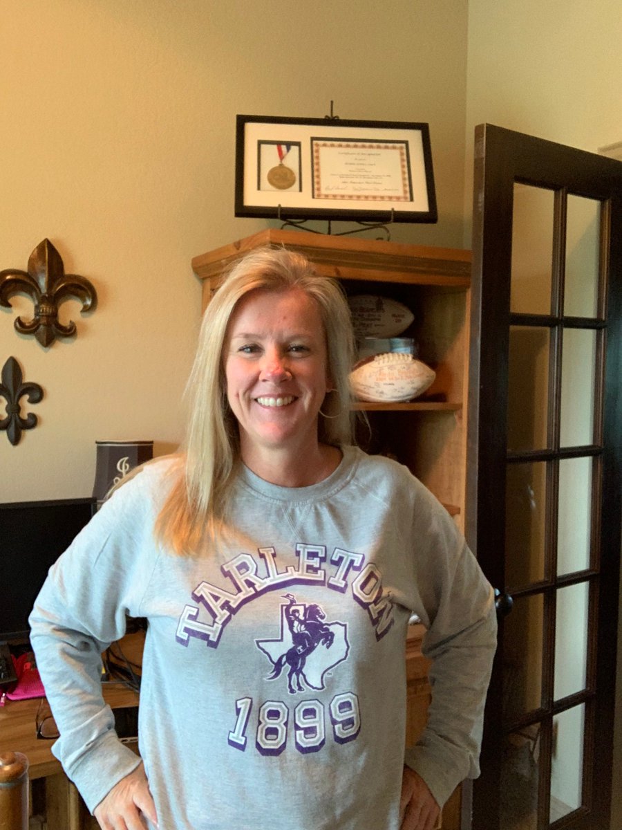 cheryljones1989's tweet photo. Don't forget, today is College or Career Day! Retweet with your photo. @AledoISD
#growinggreatness
#growinggreatnessathome
#TarletonStateAlumni
#TarletonTexans https://t.co/o8R5b6DRM0