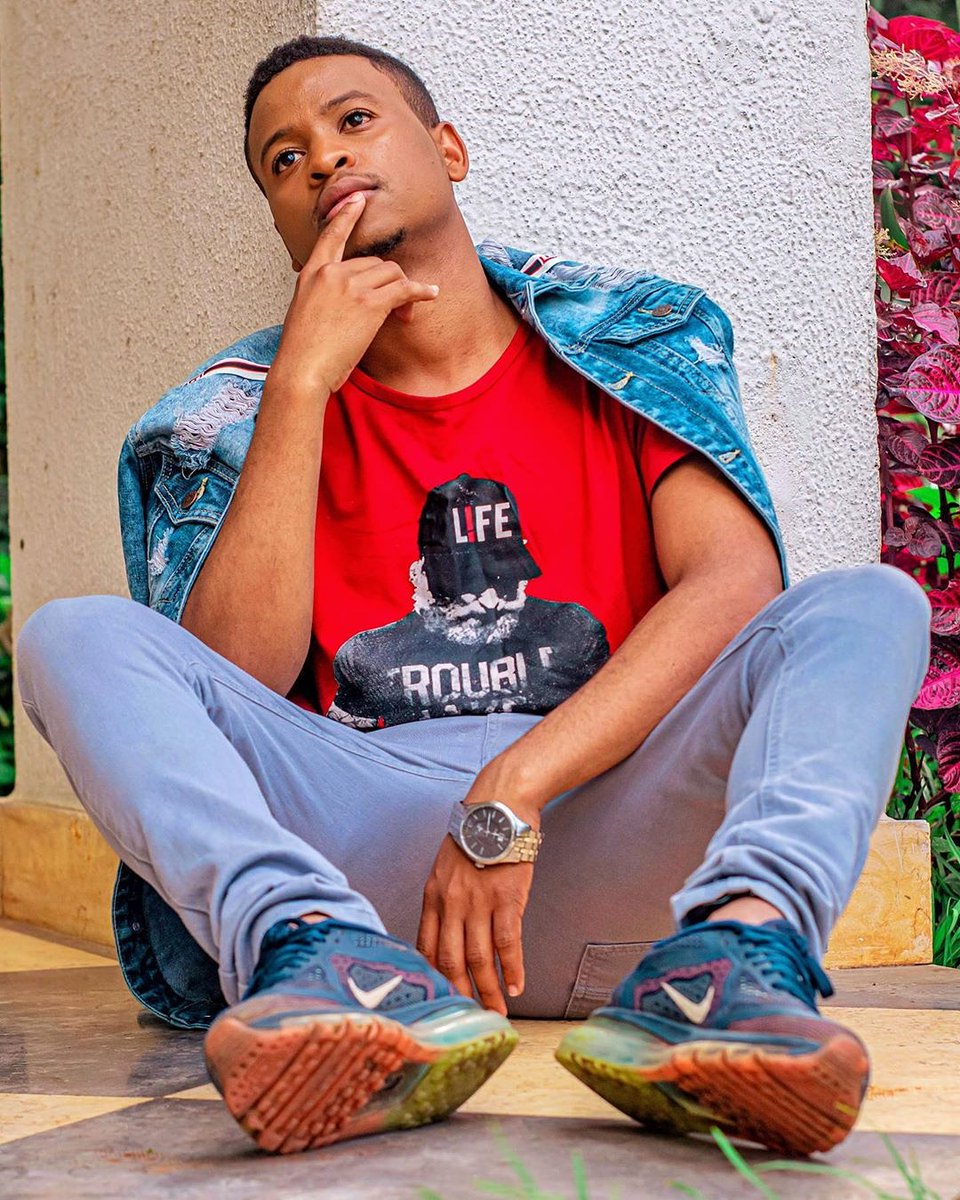 switchtvkenya's tweet photo. Of course we know, #QuarantineLife is not easy. That's why we are here to keep you going. Welcome to #EABase on @switchtvkenya with @PresenterAli.
Today is #Mondaycollabos, which song would you like to hear under this genre?
#MondayMotivation #MondayVibes #1000waystostayathome https://t.co/szhE6TX9ue