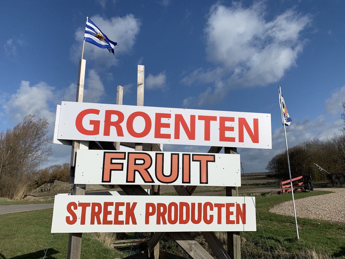 LekkerderNL's tweet image. Wij zijn live! Vanaf nu zie je in een oogopslag waar er bij jou in de buurt een boerderijwinkel is. Ben je boer of al fan van een #boerderijwinkel? Voeg deze gratis en eenvoudig toe: lekkerder.nl #lbdb #boeren @ZLTO @LTONederland @CZAVvoorboeren