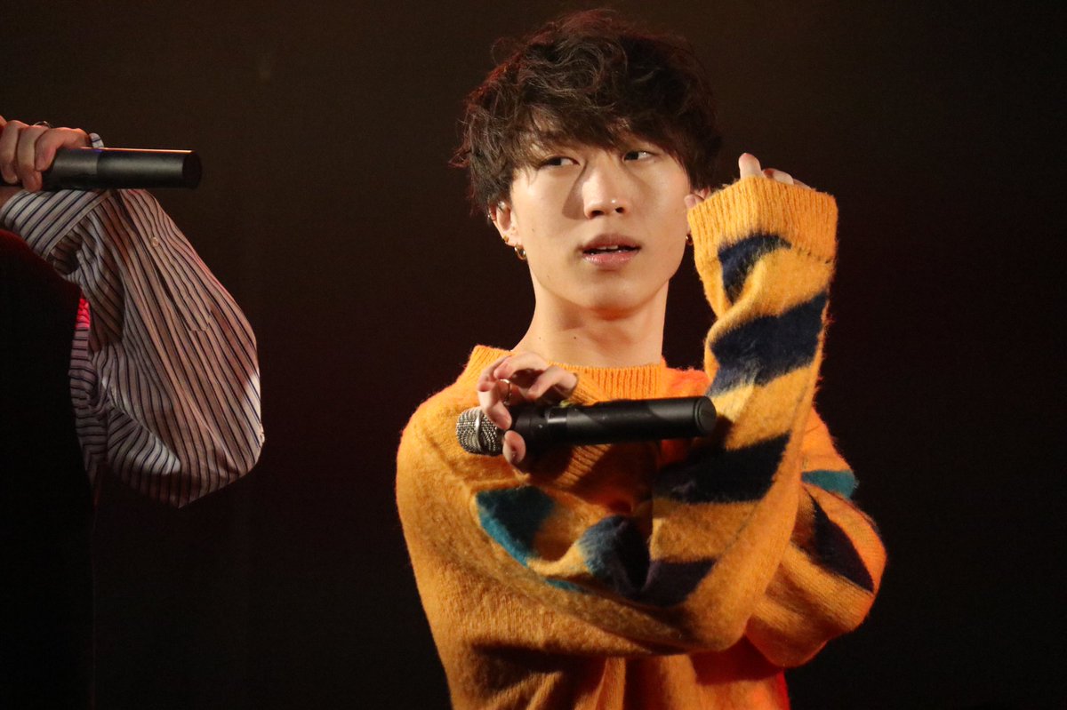 fm_mochi's tweet photo. 2020/04/05
私服でライブ
〜メンバーに私服でライブしてもらいます。〜

G.E.E.K SHUNTA https://t.co/xOQuASHDT1