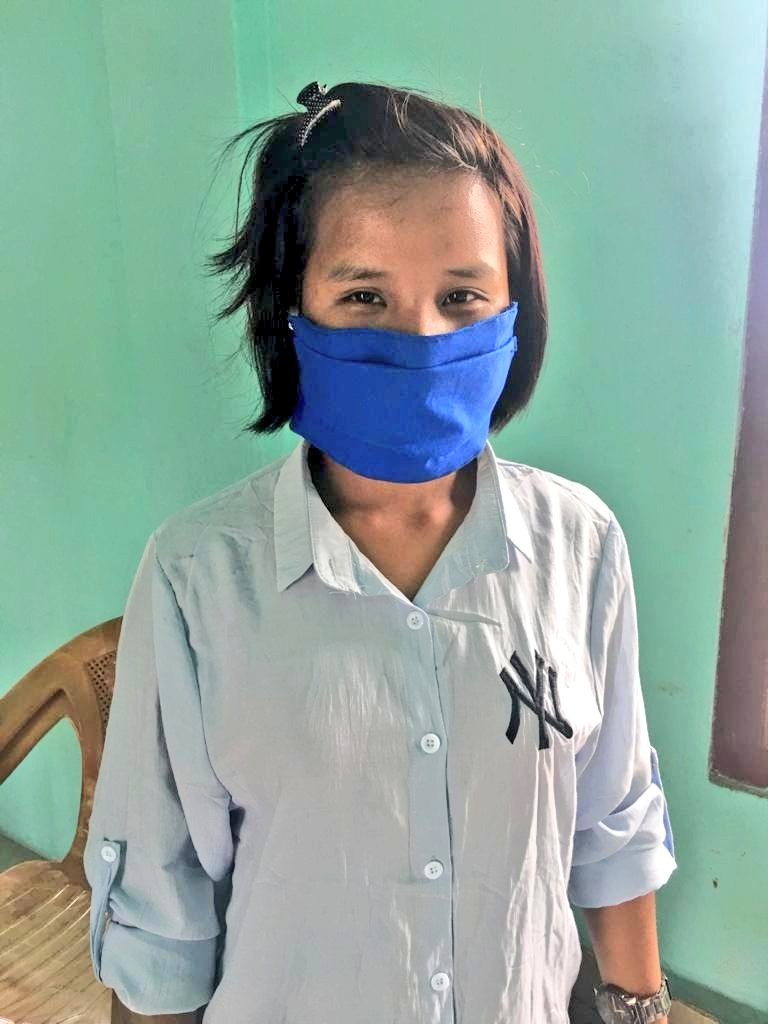 NITIAayog's tweet photo. #IndiaFightsCorona with grit!

The Wancho women's welfare society, along with admin of Longding, #ArunachalPradesh, is making masks for frontline staff, including ASHA &amp; Anganwadi workers. 

Share stories of champions around you using #CoronaWarriorsIndia 

📸- @DC_LongdingAP https://t.co/STBtfNol82