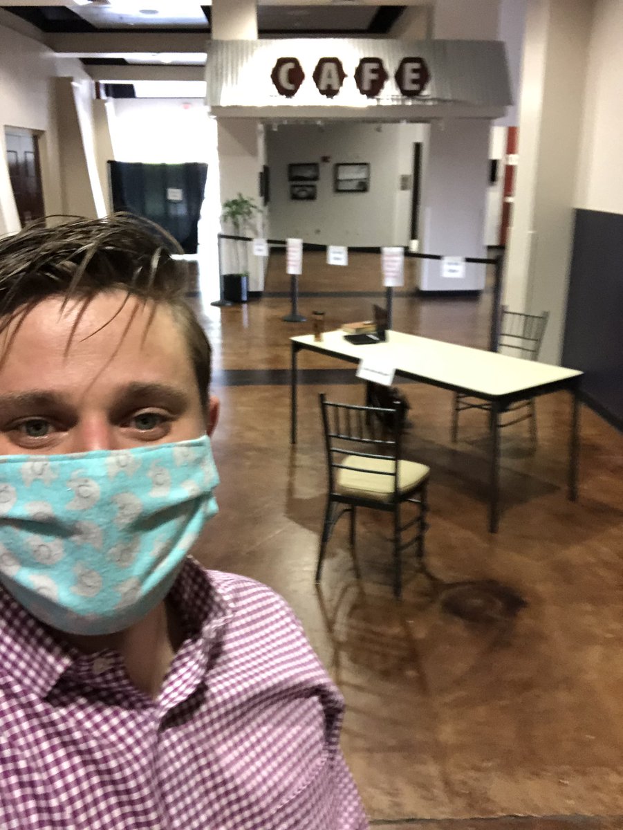 JohnAlmquist's tweet photo. I’m smiling at McKenna supporting Comal County Cares. @SpringsCC has partnered to help support residents getting needed assistance during #Covid_19

Here as pastoral support, so pray for eternity encouraging and/or changing faith conversations 🙏🏻

https://t.co/w7ysa1tfKp https://t.co/h1yIvU4gUJ