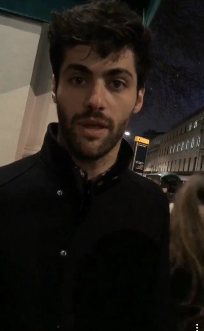 hoaxthv's tweet image. matthew daddario with messy hair rt if you agree