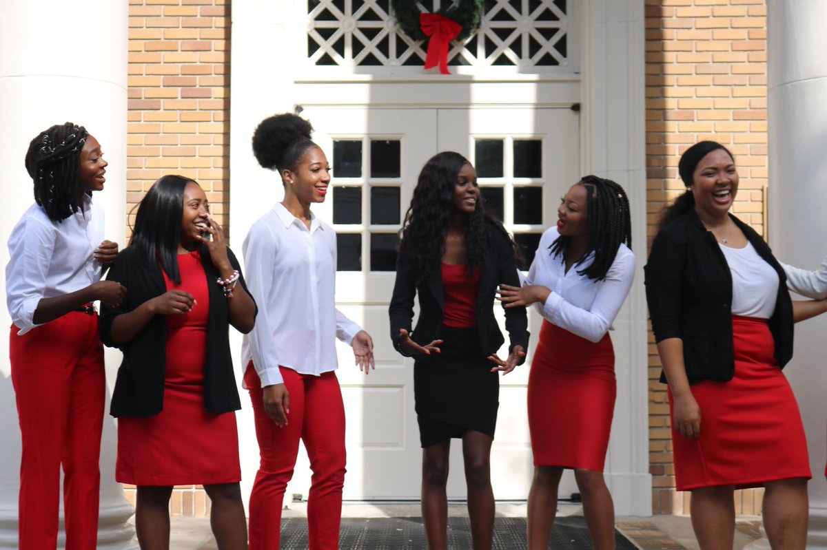dbreezy_x3's tweet photo. Happy Deltaversary to us βΌοΈ 2 years down, a lifetime to go πΊπ€πΎ #LongLiveTI #LLSPR18 https://t.co/QuismmitJn