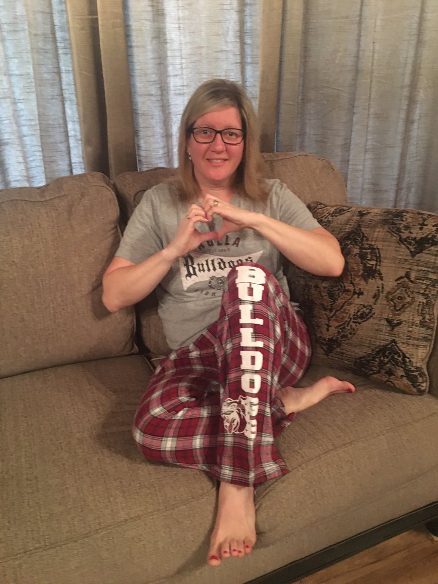 GrishamRHS's tweet photo. PJ Day for Day 1 of our spirit week!! Missing our students and staff!! Stay safe everyone!! We will be stronger on the other side of this!! @RollaHSStuco #RollaHSStuco @RollaBulldogs #RollaBulldogs https://t.co/q6o94jb4YT