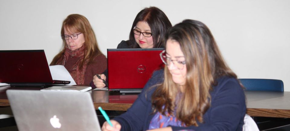 Prov Public Library (@provlib) on Twitter photo NOW offering our April Rhode Coders & Data Pathway classes as LIVE ONLINE sessions.
Share or sign up! 🙂
Starts 4/18
HTML/CSS: provlib.libcal.com/event/6634773
JavaScript: provlib.libcal.com/event/6634794
Starts 4/20
Data Analytics: provlib.libcal.com/event/6634572
Data Viz: provlib.libcal.com/event/6634642 NOW offering our April Rhode Coders & Data Pathway classes as LIVE ONLINE sessions.
Share or sign up! 🙂
Starts 4/18
HTML/CSS: provlib.libcal.com/event/6634773
JavaScript: provlib.libcal.com/event/6634794
Starts 4/20
Data Analytics: provlib.libcal.com/event/6634572
Data Viz: provlib.libcal.com/event/6634642