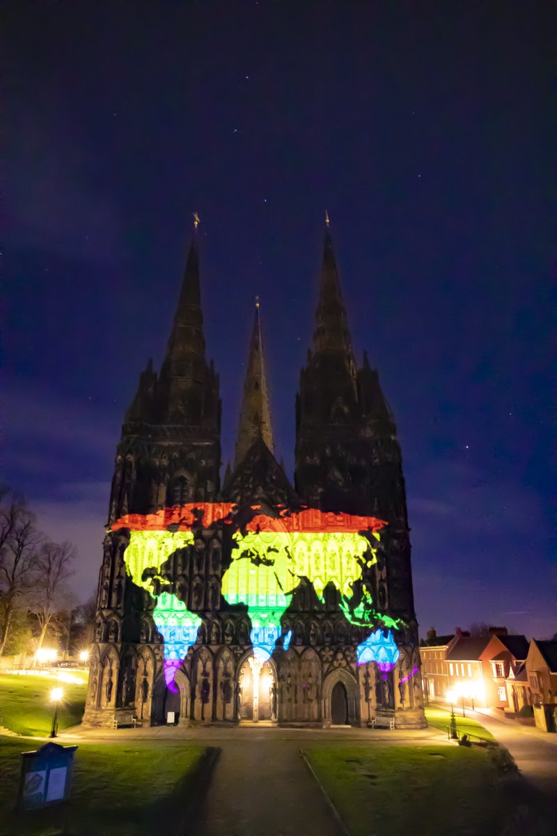 Lichfield Cathedral tweet media