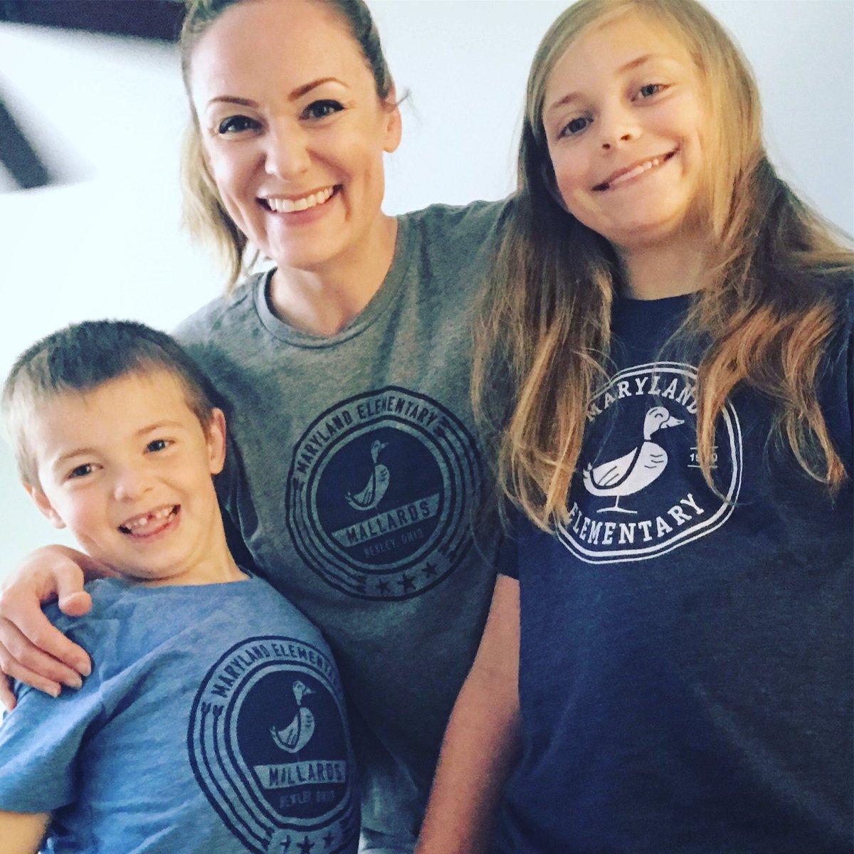 MrsFether's tweet photo. Showing our Bexley/Mallard pride today!! @bexleyschools #bexpride #BexleyBold #MallardProud @BexleySchools https://t.co/4Y57mrNxJ1