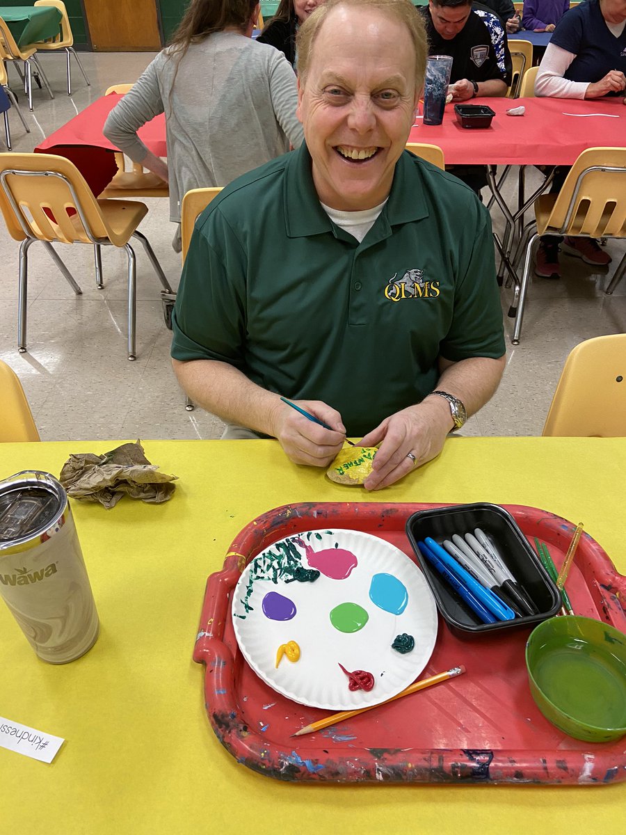 JGoodwin09's tweet photo. #qlmsspringbreakspiritweek https://t.co/2s0WGWnIvG