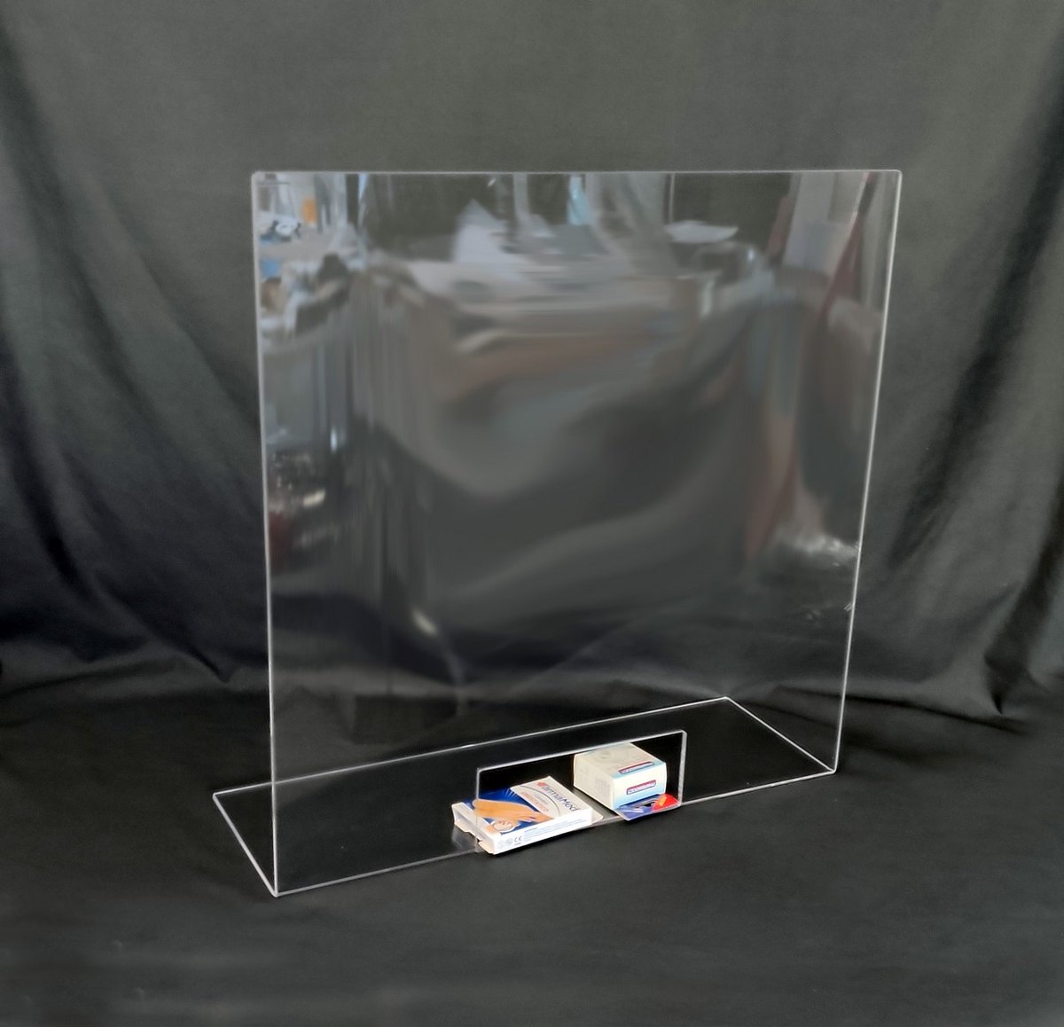 caviacry's tweet image. Cavinato acrylics realizza #schermi, #barriere e #divisori in #plexiglass per limitare il rischio di contatto diretto con le goccioline di saliva in modo da preservare cliente e operatore.
Massima trasparenza installazione in pochi secondi.
cavinatoacrylics.it
Tel. 029077682