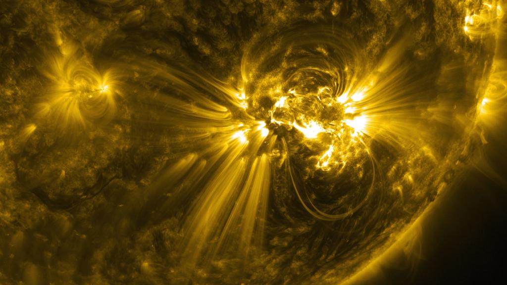 NASAGoddard's tweet photo. Take a breath. Relax. If you've got a half-hour, you can "sunbathe" with @NASASun's SDO, via this 30-minute 4K montage, set to appropriately atmospheric music. Sunglasses optional, but headphones are a must! 😎🎧 https://t.co/tgrff0DRrN #NASAatHome #MusicMonday https://t.co/UvXRq9GPpV