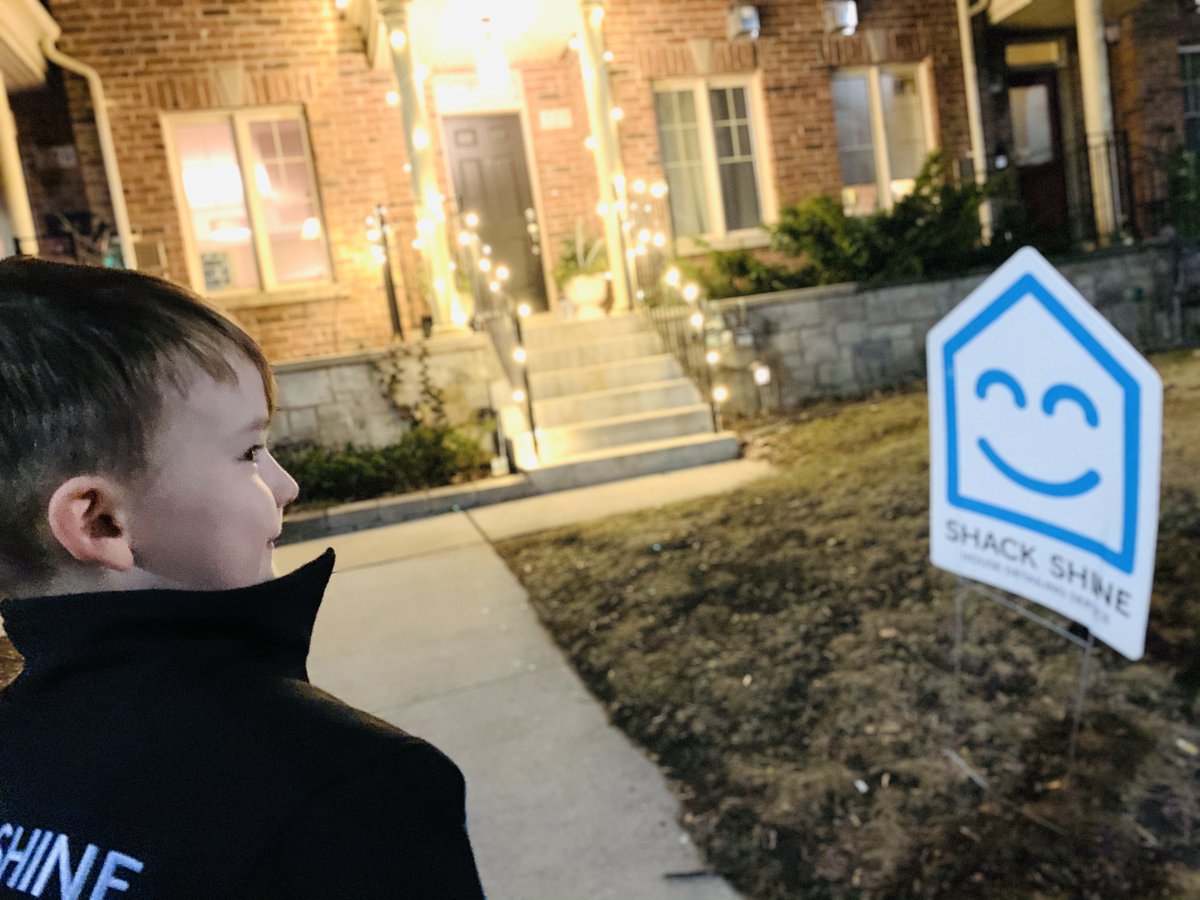 ShackShineCo's tweet photo. We can't help but smile when we see all of your bright and shiny homes lit up across North America for #LightsForLife. Use #ShackSHINEON to share photos of your happy, lit home! Learn more about #LightsForLife here: https://t.co/7842gAxOhY https://t.co/Drs9yZwUZO