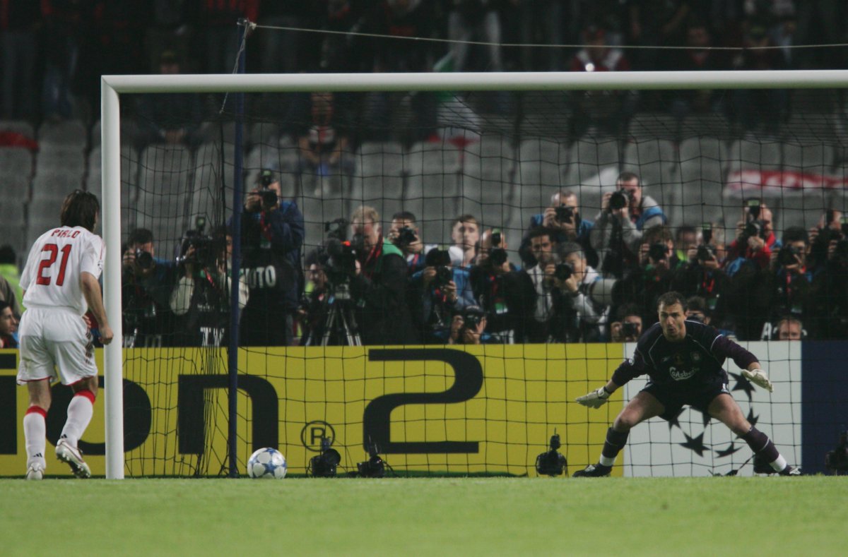 GOAL_ID's tweet photo. Berikutnya Pirlo... Gagal! Dudek mampu menahan tendangan Pirlo yang terlalu lurus.
#MilanLiverpool #UCLFinal2005 https://t.co/lXEilzeea3
