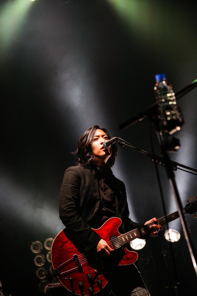 MfsMissingyou's tweet photo. しんちゃんお誕生日おめでとうございます٩(ˊᗜˋ*)و!!
ギター弾いてるしんちゃんたまらなくかっこいい!!
#テレン
#しんちゃん
#大家真太郎
#shinterren https://t.co/wzoTkI16re