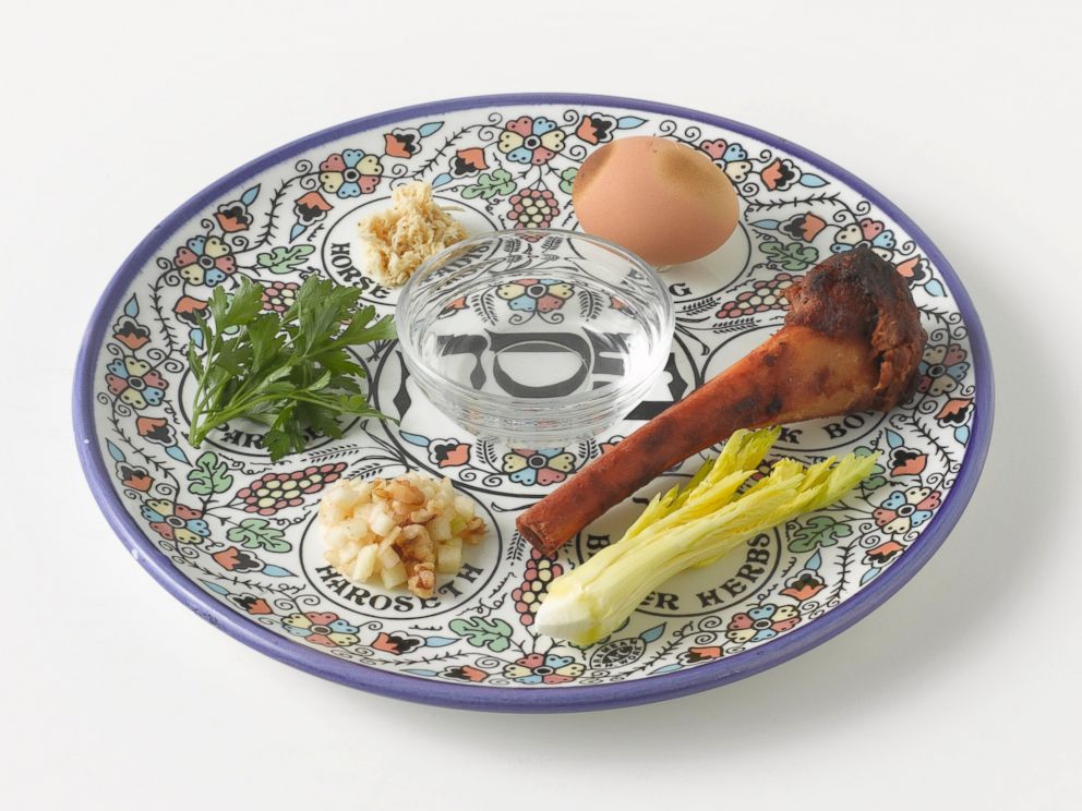 SHJewishPgh's tweet photo. Do you have everything you need to prepare or attend a virtual and meaningful Seder? @EmanuelPgh #chabadofsouthhills, #bethelcongregationofsouthhills, @JewishFedPGH &amp; @JCCpittsburgh  have plenty of resources available. Please check out their social media pages and websites. https://t.co/GqSHsire5D