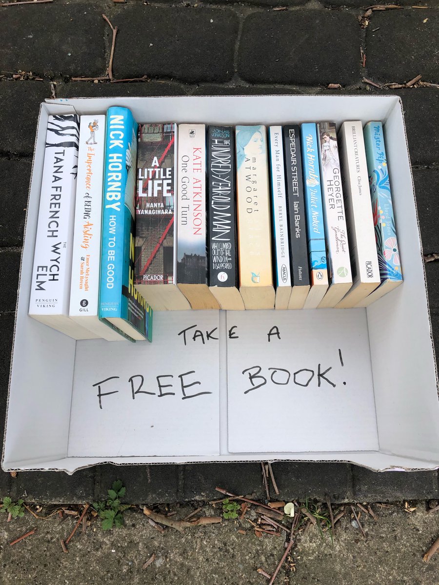 ccrichton's tweet photo. I have seen a few houses in the neighbourhood doing this, so thought I would join in. Left this box at the front gate. #CoronaBooks https://t.co/SflcWiexvI