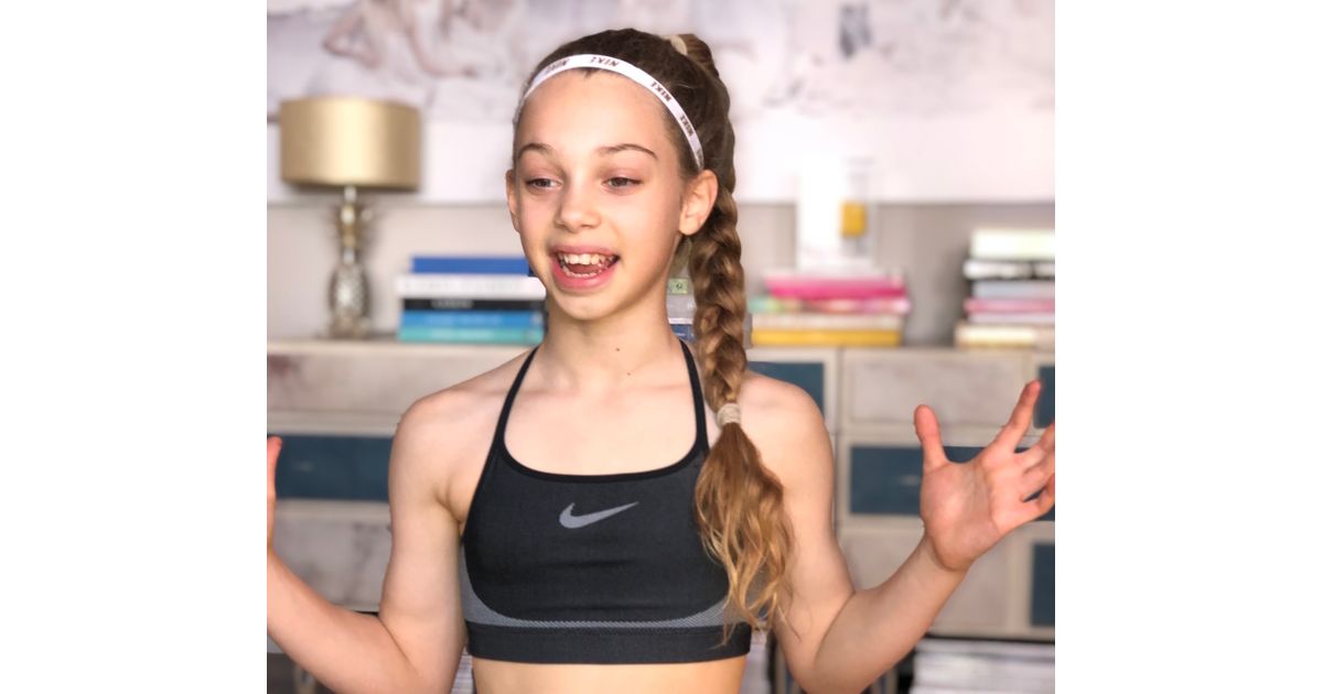 Hampstead & Westminster Hockey Club on X: 11 year old Farrah live on  Instagram with daily workouts    / X