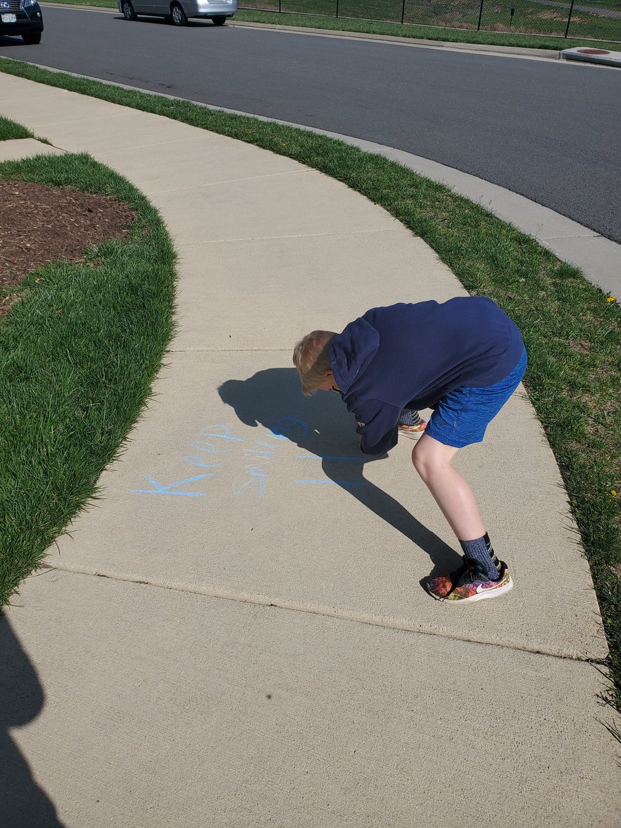 Iteach5th3's tweet photo. We chalked our walk this morning. Hopefully it brings some smiles to others #behappy #Smile https://t.co/vIlEzQiy4I