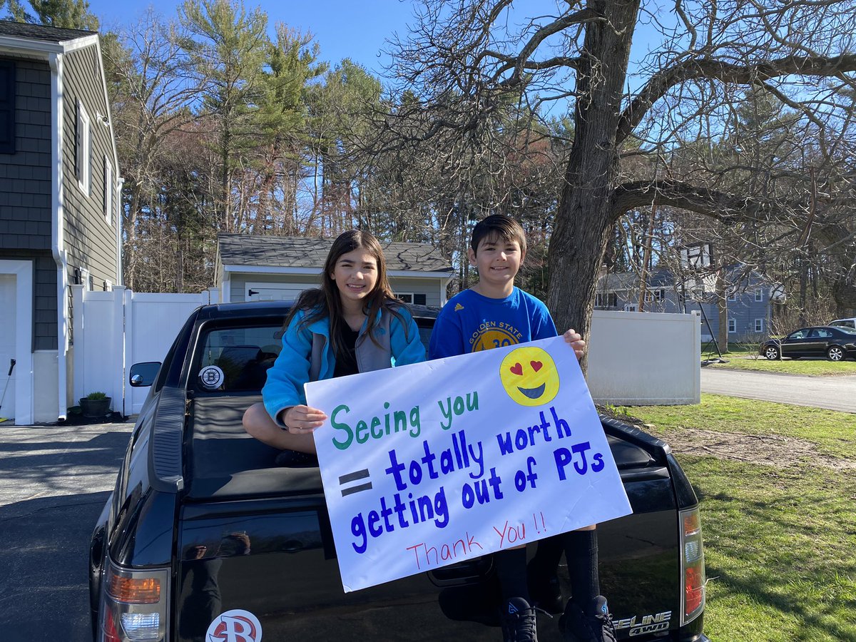 data_and_hoops's tweet photo. Thank you, more than words can express, to Fox Hill teachers and staff for the heartwarming teacher parade today. We felt the love, and hope you felt it back! ❤️ @BurlMASchools @GratitudeBPS @ericconti @patrickmlarkin Thanks also to @burlingtonpd https://t.co/2WJJOCaW37