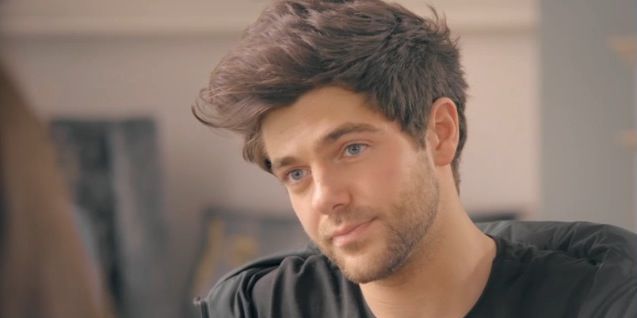 21. Alex Mytton. How has Alex gone from being the ultimate villain - breaking our Binky’s heart and having orgies with Spencer - to just kinda hanging around without a storyline for about 7 seasons? That's growth.