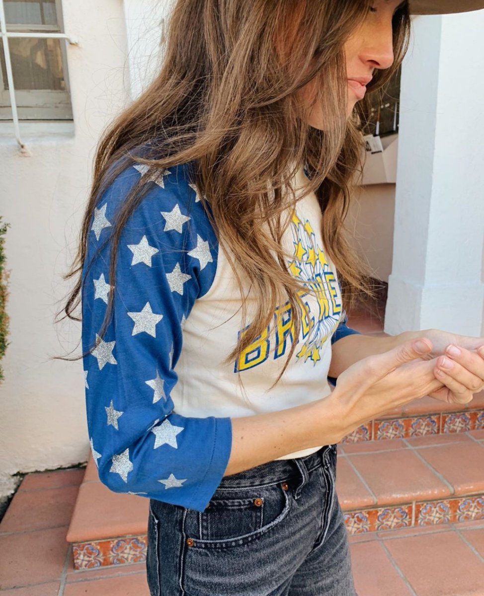 eleveejen's tweet photo. ⚾ Can't wait for baseball to come back so I can start rocking all my new @partyorperish gear ⭐ https://t.co/R58qPjHkxU
