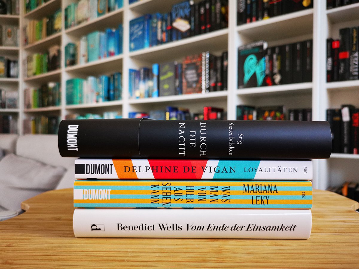 Aufgabe 4: Meine Lieblingsbücher der vergangenen Jahre. Von oben nach unten: 2019, 2018, 2017, 2016. 😉#StayAtHomeReadABook