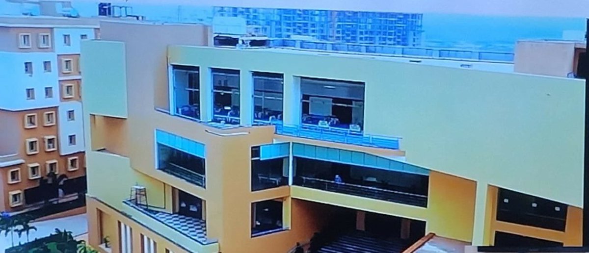 JoshiPralhad's tweet photo. Glad to see that as #IndiaFightsCorona, coal &amp; mining PSUs are contributing immensely to strengthen our healthcare infrastructure. In addition to funding a 500-bedded hospital in Odisha, @CoalIndiaHQ has set up over 1500 quarantine beds across the country

https://t.co/isCOp9Xy1h https://t.co/mOQKE2KY8V