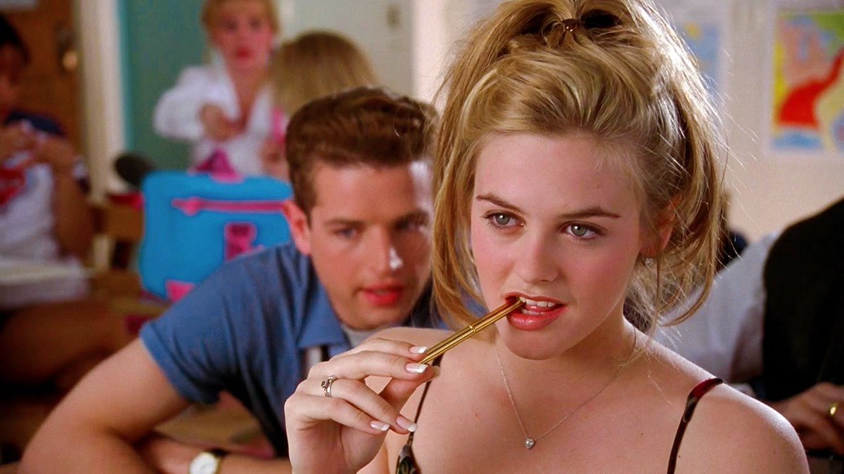 Twitter 上的 Diz Films 久しぶりにクルーレス観てるけど アリシア シルヴァーストーンが可愛すぎる ファッションと自分のことしか考えてなかった主人公がある日突然よき行いに目覚め 学校のダサい女の子をプロデュースする中で成長し 本当に大切なものを