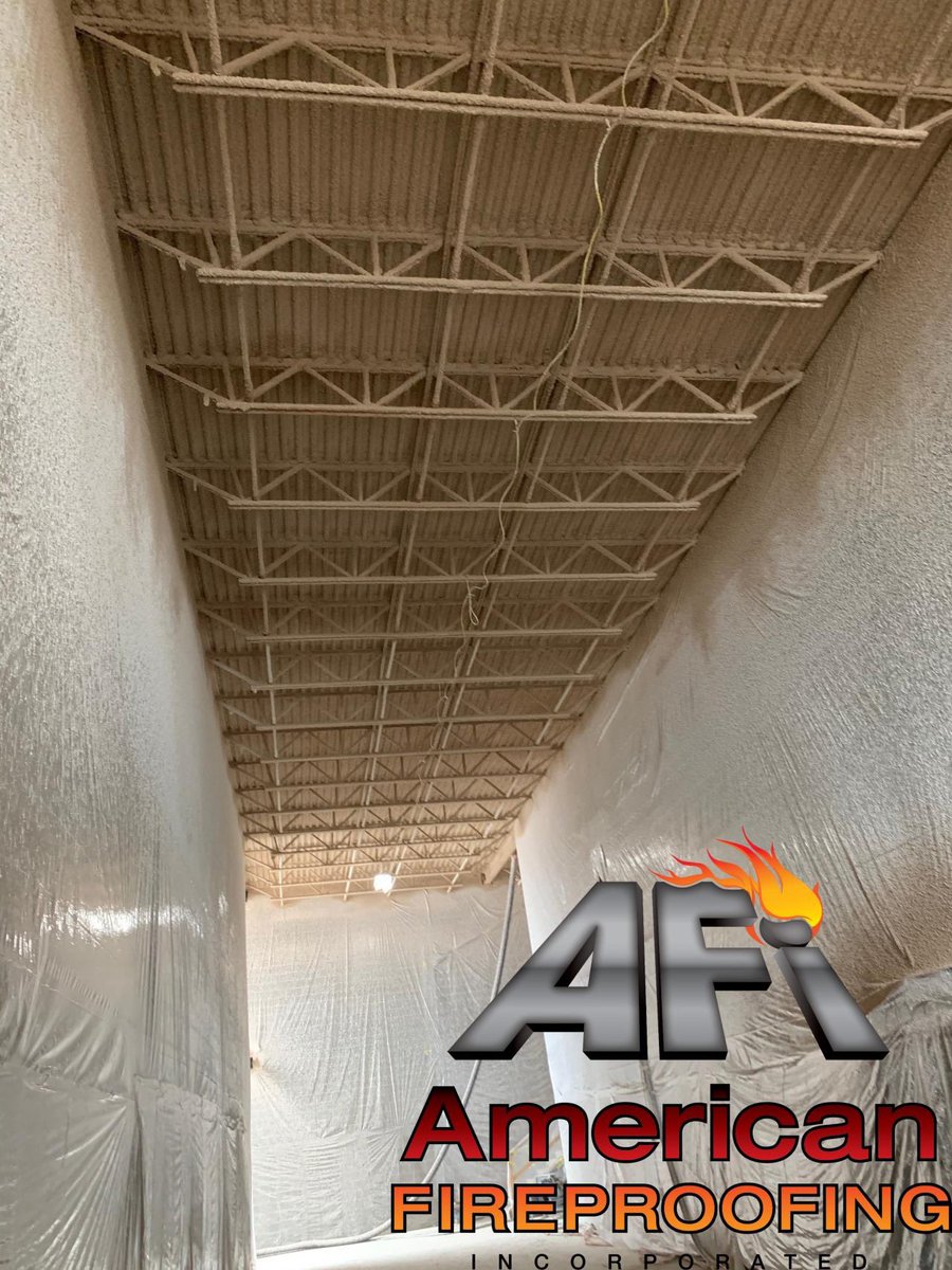 AFireproofing's tweet image. #MotivationMonday Progress shots from our AFI team providing the #sprayappliedfireproofing scope at our Linn-Mar Intermediate School Project in Marion, IA with #LarsonConstruction. We are spraying @Isolatek #CAFCO 300.
#fireproofing #fireproof #fireproofingcontractor @IBAmerica