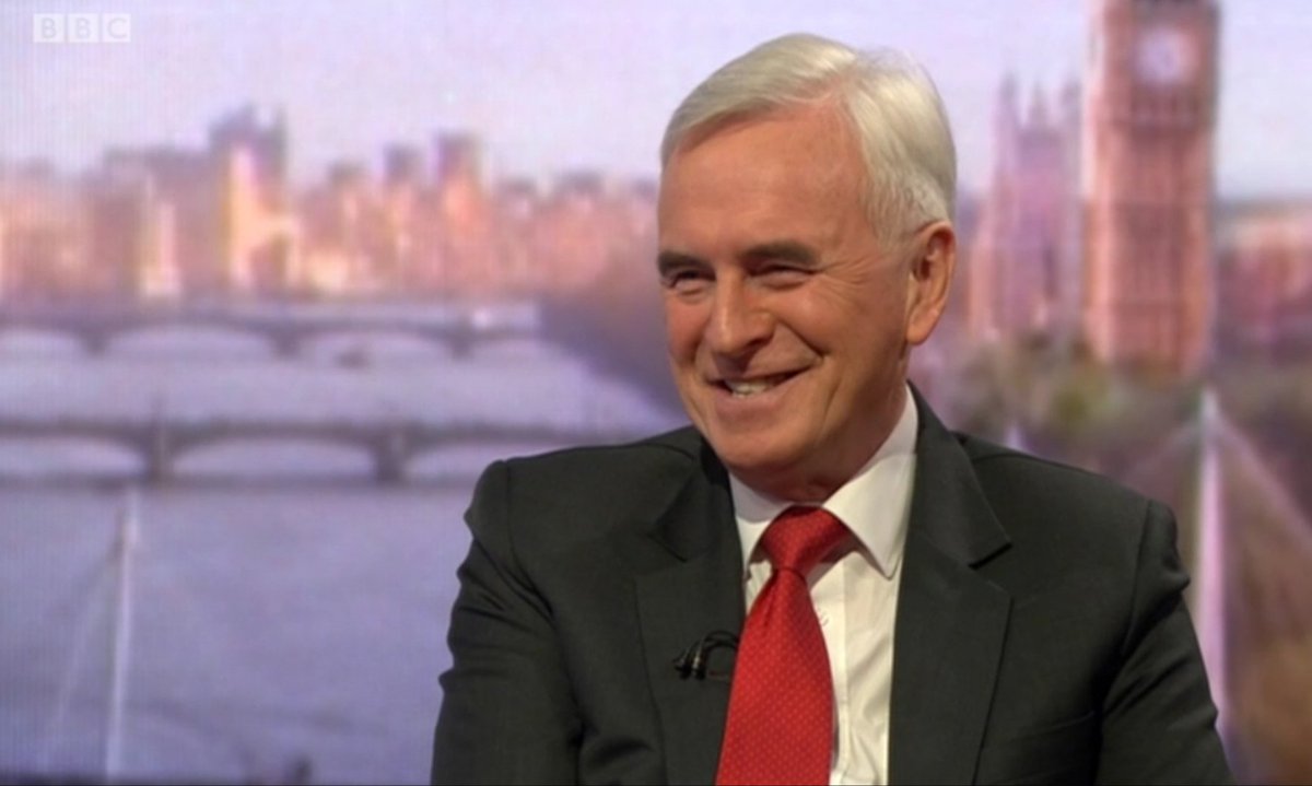 TeamSilverFoxx's tweet photo. FACT: no one in the Shadow Cabinet  looks hotter in a red tie than this man #RedTieWatch https://t.co/nGz7hXTRKm