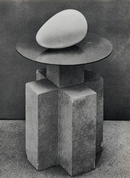 AnnalisOrl's tweet photo. Easter week/day 9 of isolation. Searching for a sense of rebirth and listening to "La Crèation du monde" by Milhaud. Here in the picture "The beginning of the world" by Brancusi. https://t.co/rqy86BAfdl